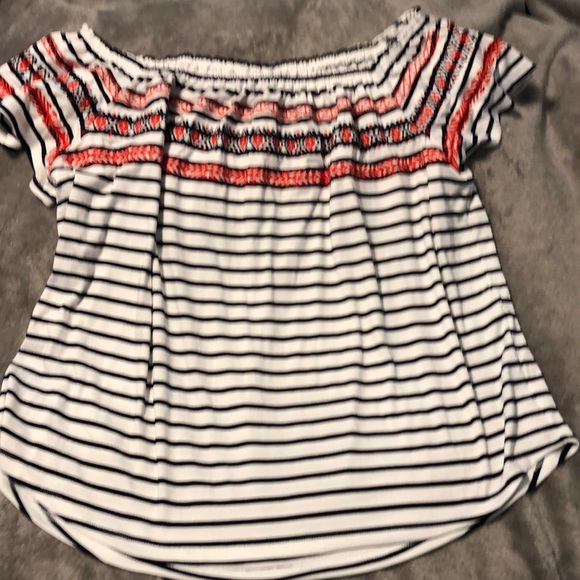 Top - Picture 1 of 3